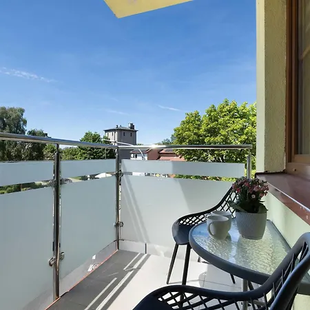 Przestronny Z Balkonem W Centrum & Blisko Plazy By Renters Apartamento *